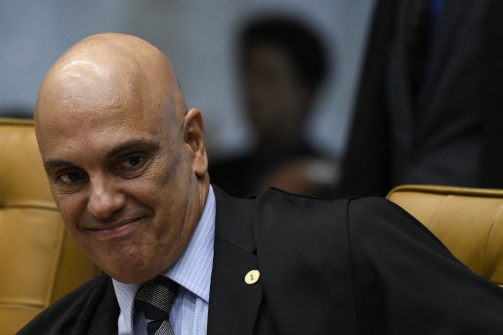 Moraes nega visita de filhos a Jair Bolsonaro no Dia dos Pais