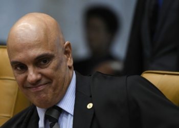 Moraes nega visita de filhos a Jair Bolsonaro no Dia dos Pais