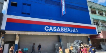 Casas Bahia fecha quase 300 lojas e demite 1,9 mil funcionários em todo o Brasil