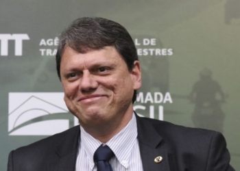 Paraná Pesquisas: Tarcísio lidera disputa pelo governo de SP no 1º e no 2º turno