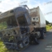 Carreta bate em defensa e pega fogo na Rodovia SP-340, em Campinas