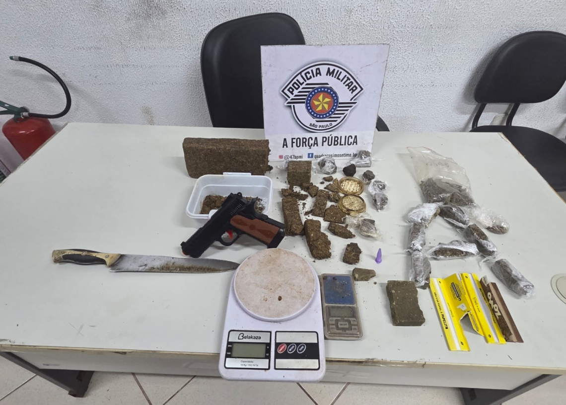 Polícia apreende mais de 1,5 quilo de drogas e prende homem em Campinas