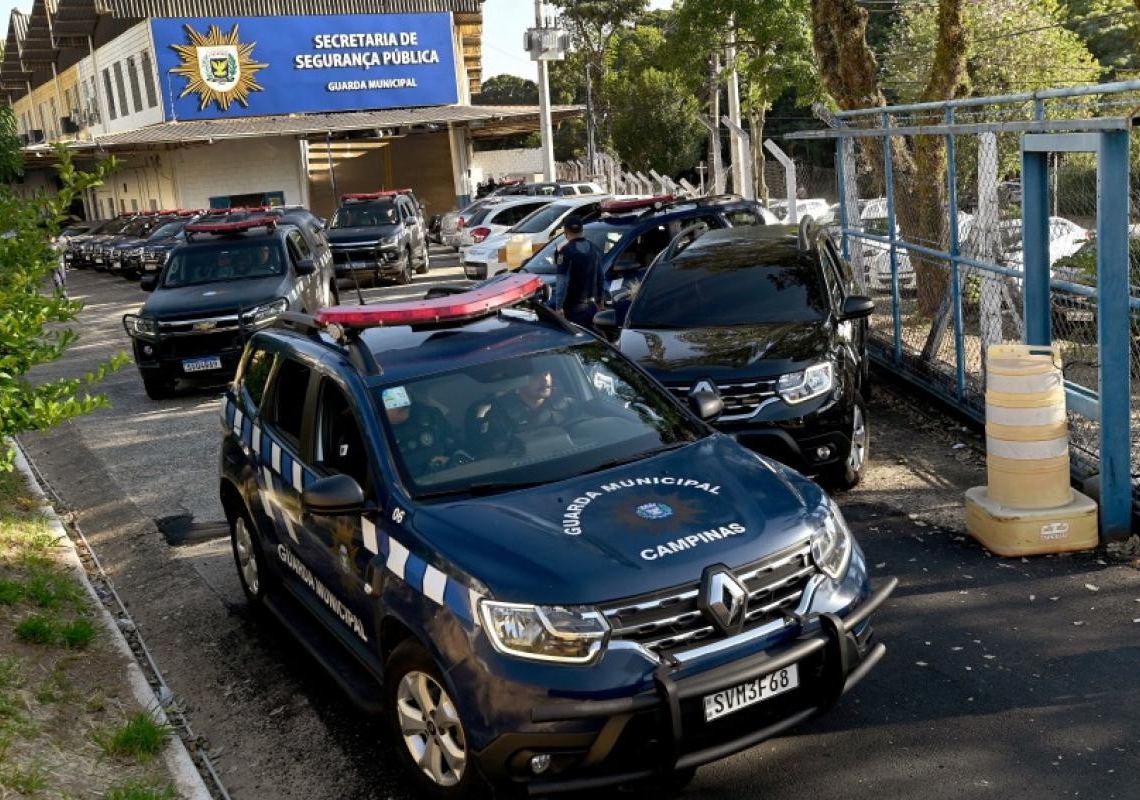 Operação fiscaliza mais de 20 estabelecimentos no Jardim Itatinga, em Campinas