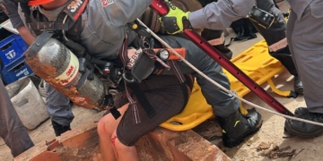 Guarda Municipal e Bombeiros resgatam mulher que caiu em poço de 16 metros em Campinas