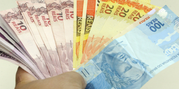 Salário mínimo poderá chegar a R$ 1.741 em 2027, prevê governo federal