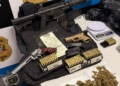 Baep apreende arma furtada, colete da Guarda e drogas em casa no São Judas, em Campinas
