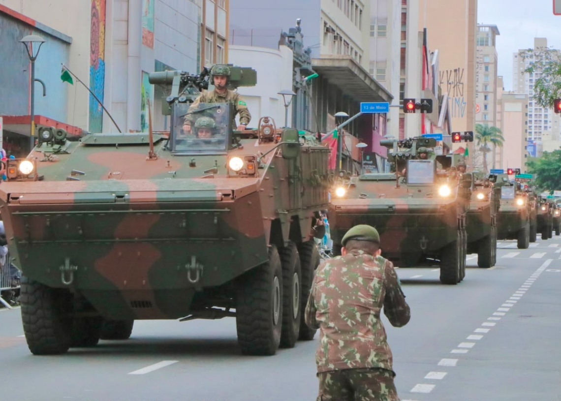 Campinas reúne 20 mil pessoas no desfile de 7 de Setembro