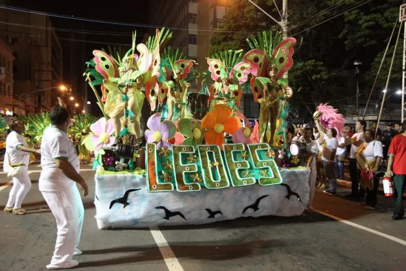 Desfile das escolas de samba de Campinas será em 3 de abril