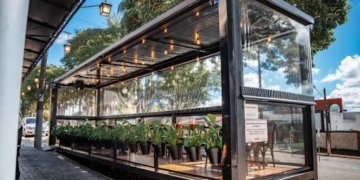 Campinas autoriza dois novos parklets em bares da cidade