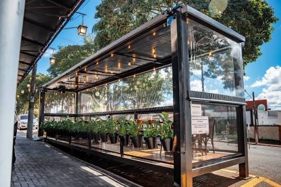 Campinas autoriza dois novos parklets em bares da cidade