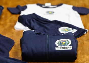Campinas recolhe 400 peças de uniformes abandonadas na Bandeirantes