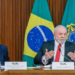 Em virada inédita, Lula vence Flávio Bolsonaro e seguirá no Planalto
