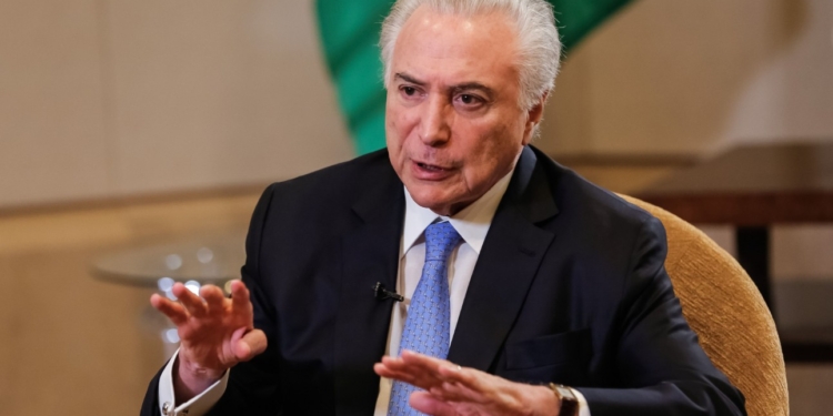 Temer e Romeu Zema declaram apoio a Flávio Bolsonaro no 2º turno