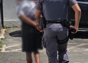 Adolescente é apreendido com celular roubado em Campinas